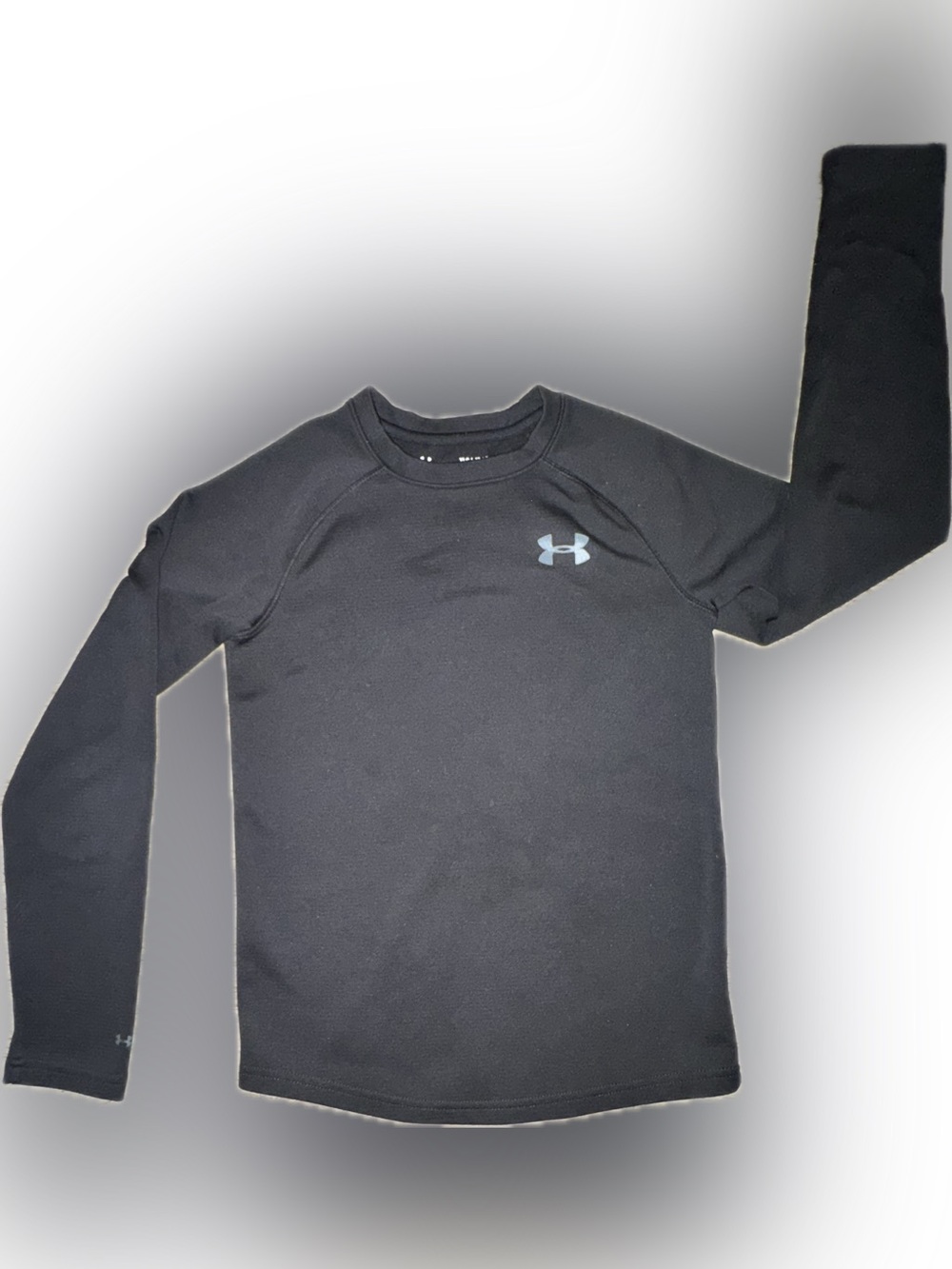 Boys Extra thick long sleeve UA top, size YL